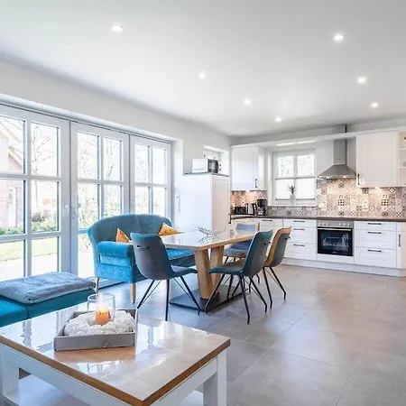 With 3 Bedrooms *
